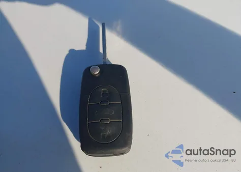 2002 Audi A4 3.0 z USA, uszkodzony, nr VIN WAUJT68E02A275876